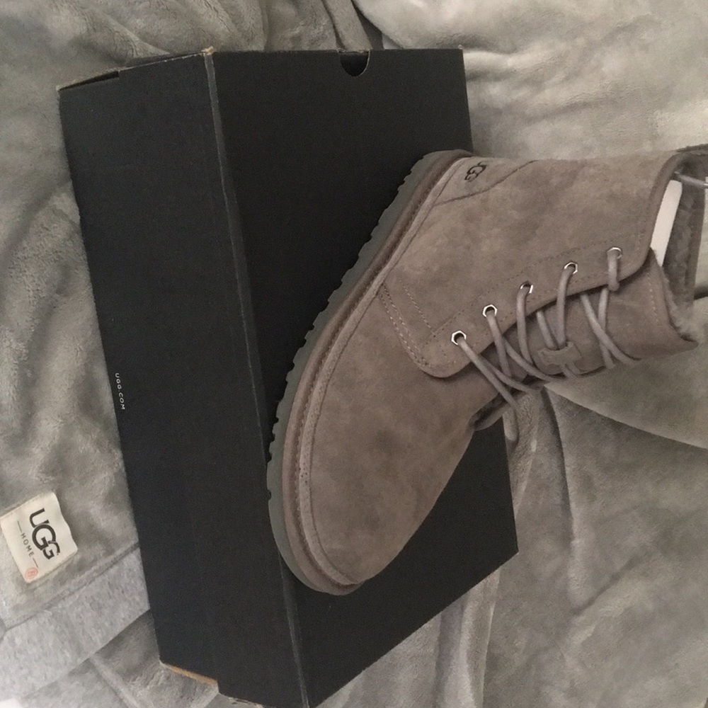 NEW UGG HARKLEY BOOT
